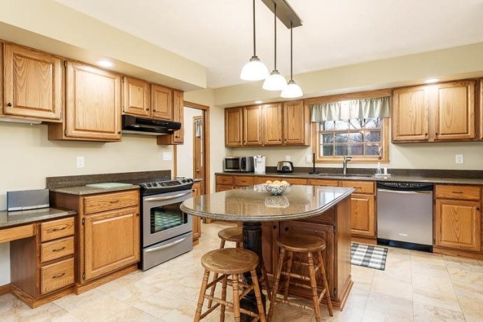 11548 CHATT, ROSCOE, Illinois 61073, 3 Bedrooms Bedrooms, ,2 BathroomsBathrooms,House,For Sale,CHATT,202601890