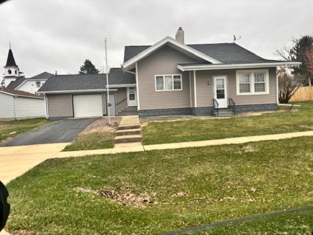 311 Stanton, DAVIS, Illinois 61019, 2 Bedrooms Bedrooms, ,1 BathroomBathrooms,House,For Sale,Stanton,202601888