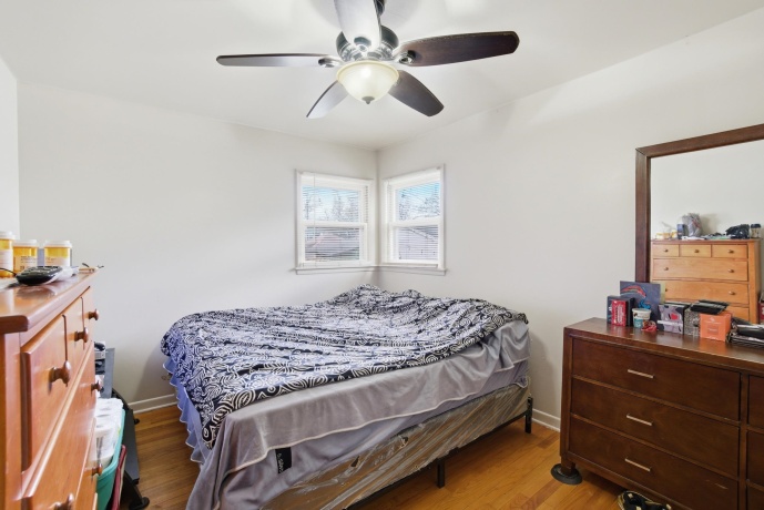 4622 Springfield, CHICAGO, Illinois 60625, 3 Bedrooms Bedrooms, ,2 BathroomsBathrooms,House,For Sale,Springfield,202601891