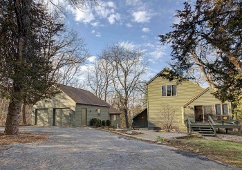 4 Juniper, GALENA, Illinois 61036, 2 Bedrooms Bedrooms, ,3 BathroomsBathrooms,House,For Sale,Juniper,202601818