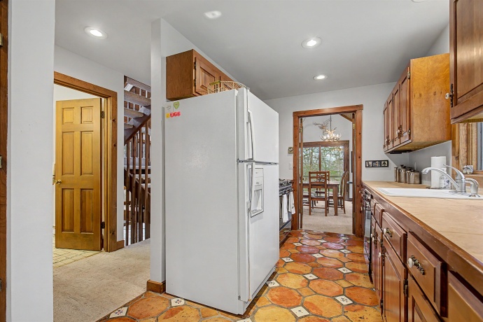 4 Juniper, GALENA, Illinois 61036, 2 Bedrooms Bedrooms, ,3 BathroomsBathrooms,House,For Sale,Juniper,202601818