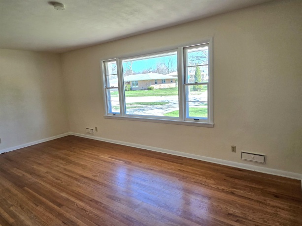 2019 Montana, ROCKFORD, Illinois 61108, 3 Bedrooms Bedrooms, ,1 BathroomBathrooms,House,For Sale,Montana,202601892