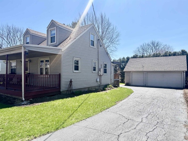 909 4th, BELVIDERE, Illinois 61008, 3 Bedrooms Bedrooms, ,1 BathroomBathrooms,House,For Sale,4th,202601894