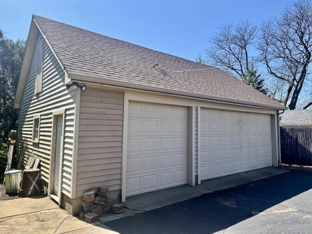 909 4th, BELVIDERE, Illinois 61008, 3 Bedrooms Bedrooms, ,1 BathroomBathrooms,House,For Sale,4th,202601894