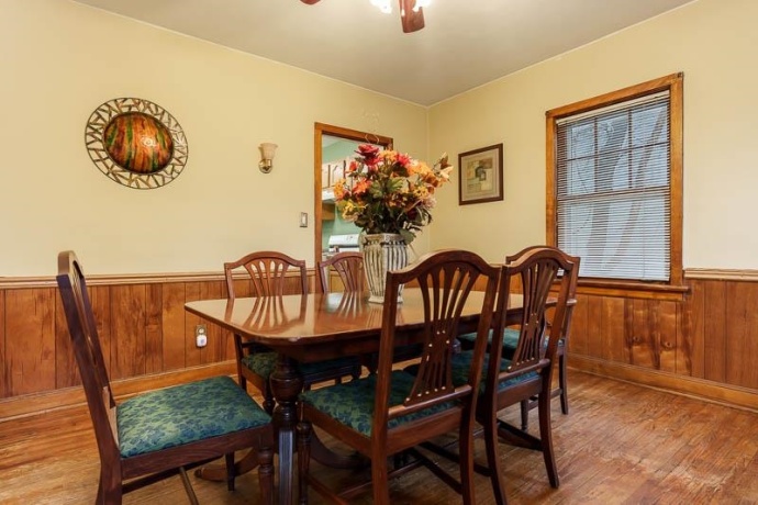 1436 Jackson, ROCKFORD, Illinois 61107, 3 Bedrooms Bedrooms, ,1 BathroomBathrooms,House,For Sale,Jackson,202601898