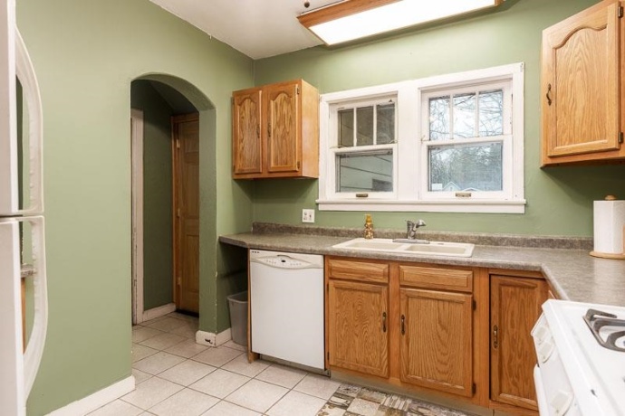 1436 Jackson, ROCKFORD, Illinois 61107, 3 Bedrooms Bedrooms, ,1 BathroomBathrooms,House,For Sale,Jackson,202601898