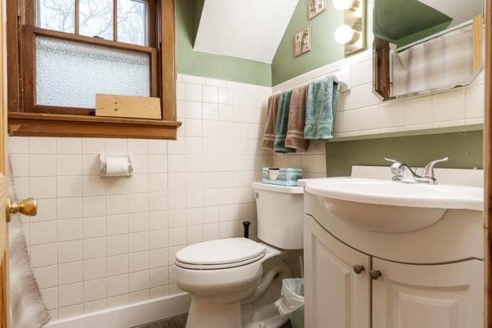 1436 Jackson, ROCKFORD, Illinois 61107, 3 Bedrooms Bedrooms, ,1 BathroomBathrooms,House,For Sale,Jackson,202601898