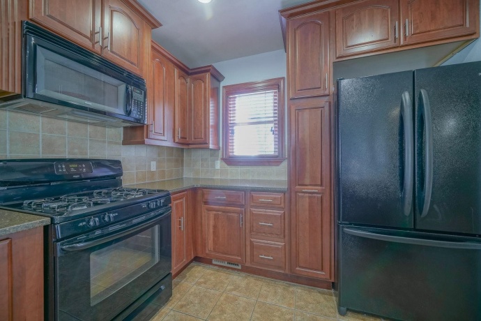 711 Taylor, PECATONICA, Illinois 61063, 2 Bedrooms Bedrooms, ,2 BathroomsBathrooms,House,For Sale,Taylor,202601900