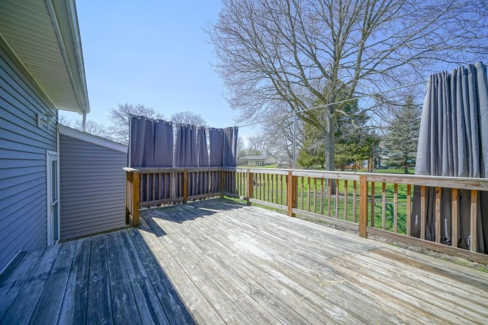 711 Taylor, PECATONICA, Illinois 61063, 2 Bedrooms Bedrooms, ,2 BathroomsBathrooms,House,For Sale,Taylor,202601900