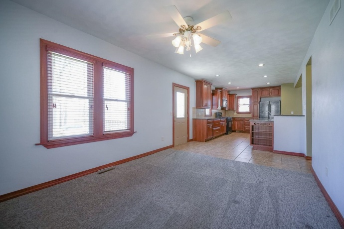 711 Taylor, PECATONICA, Illinois 61063, 2 Bedrooms Bedrooms, ,2 BathroomsBathrooms,House,For Sale,Taylor,202601900