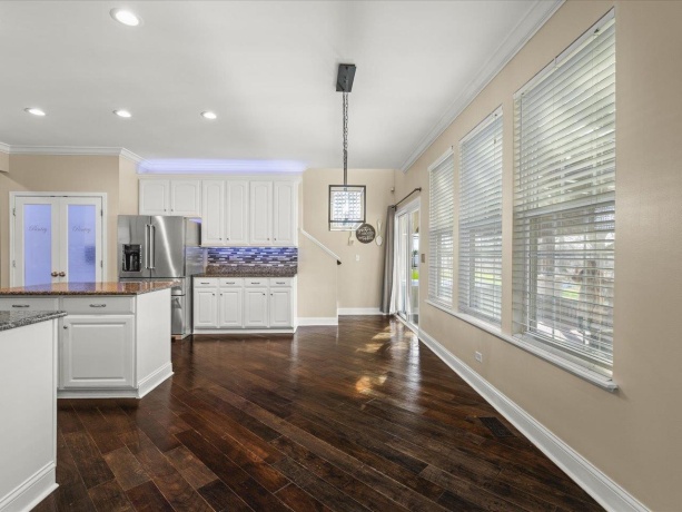 342 Comstock, ELGIN, Illinois 60124, 4 Bedrooms Bedrooms, ,3 BathroomsBathrooms,House,For Sale,Comstock,202601902