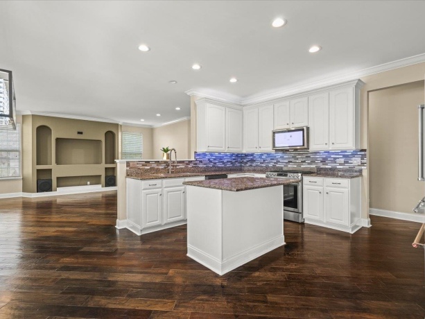 342 Comstock, ELGIN, Illinois 60124, 4 Bedrooms Bedrooms, ,3 BathroomsBathrooms,House,For Sale,Comstock,202601902