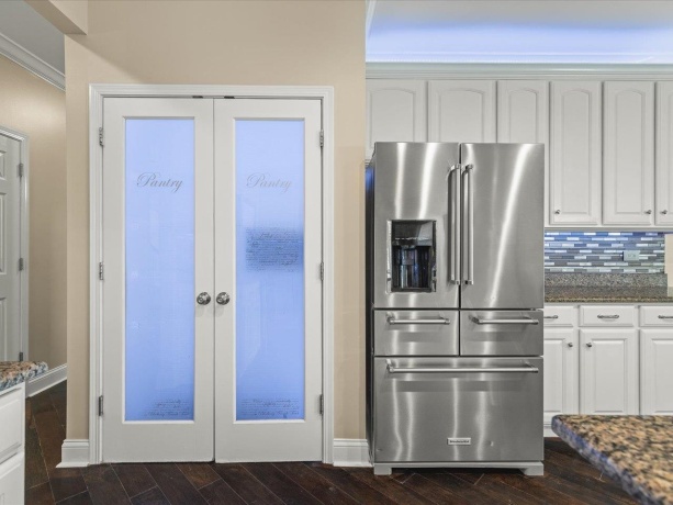 342 Comstock, ELGIN, Illinois 60124, 4 Bedrooms Bedrooms, ,3 BathroomsBathrooms,House,For Sale,Comstock,202601902