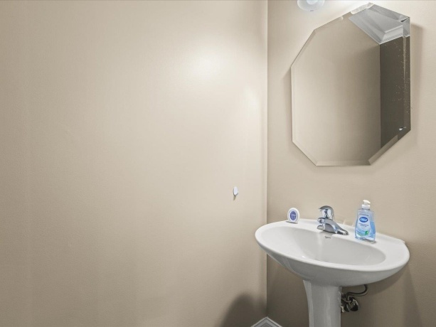 342 Comstock, ELGIN, Illinois 60124, 4 Bedrooms Bedrooms, ,3 BathroomsBathrooms,House,For Sale,Comstock,202601902