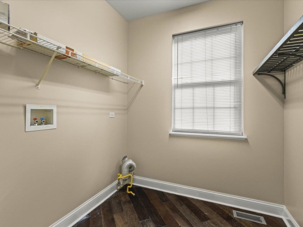 342 Comstock, ELGIN, Illinois 60124, 4 Bedrooms Bedrooms, ,3 BathroomsBathrooms,House,For Sale,Comstock,202601902