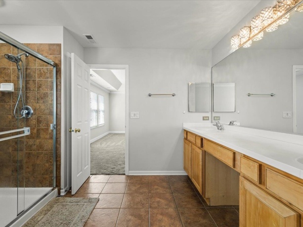 342 Comstock, ELGIN, Illinois 60124, 4 Bedrooms Bedrooms, ,3 BathroomsBathrooms,House,For Sale,Comstock,202601902