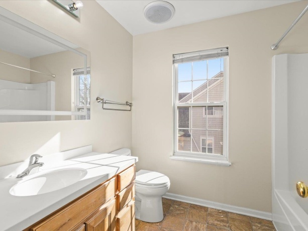 342 Comstock, ELGIN, Illinois 60124, 4 Bedrooms Bedrooms, ,3 BathroomsBathrooms,House,For Sale,Comstock,202601902