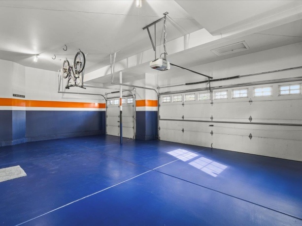 342 Comstock, ELGIN, Illinois 60124, 4 Bedrooms Bedrooms, ,3 BathroomsBathrooms,House,For Sale,Comstock,202601902