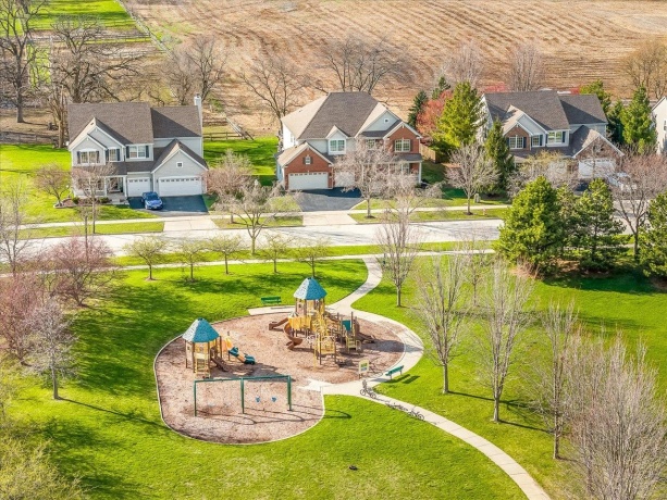 342 Comstock, ELGIN, Illinois 60124, 4 Bedrooms Bedrooms, ,3 BathroomsBathrooms,House,For Sale,Comstock,202601902