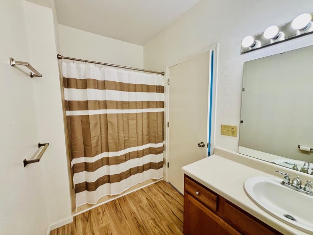 2930 11th, ROCKFORD, Illinois 61109, 2 Bedrooms Bedrooms, ,1 BathroomBathrooms,House,For Sale,11th,202601273