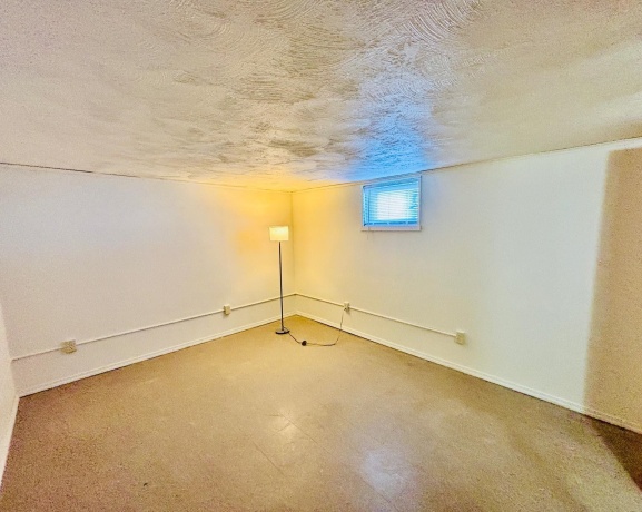 2930 11th, ROCKFORD, Illinois 61109, 2 Bedrooms Bedrooms, ,1 BathroomBathrooms,House,For Sale,11th,202601273