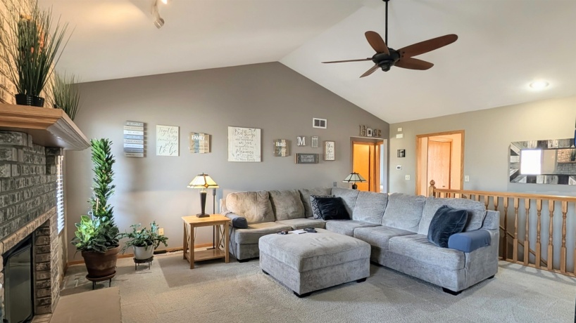 3503 Valley Woods, CHERRY VALLEY, Illinois 61016, 3 Bedrooms Bedrooms, ,3 BathroomsBathrooms,House,For Sale,Valley Woods,202601535