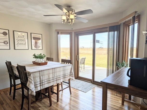 3503 Valley Woods, CHERRY VALLEY, Illinois 61016, 3 Bedrooms Bedrooms, ,3 BathroomsBathrooms,House,For Sale,Valley Woods,202601535