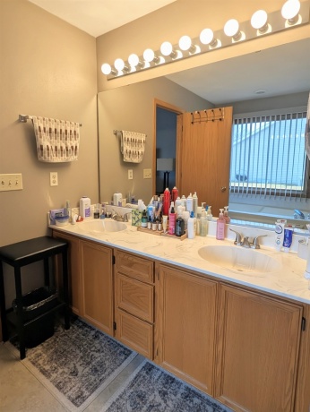 3503 Valley Woods, CHERRY VALLEY, Illinois 61016, 3 Bedrooms Bedrooms, ,3 BathroomsBathrooms,House,For Sale,Valley Woods,202601535