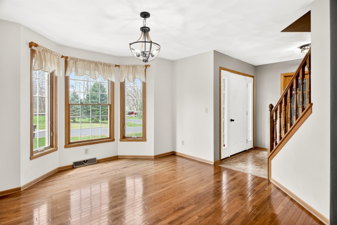 6980 Summit, BYRON, Illinois 61010, 4 Bedrooms Bedrooms, ,2 BathroomsBathrooms,House,For Sale,Summit,202601903