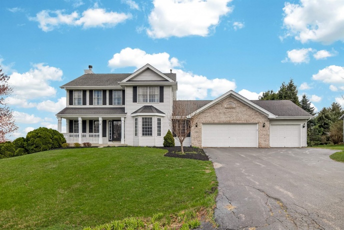 6980 Summit, BYRON, Illinois 61010, 4 Bedrooms Bedrooms, ,2 BathroomsBathrooms,House,For Sale,Summit,202601903