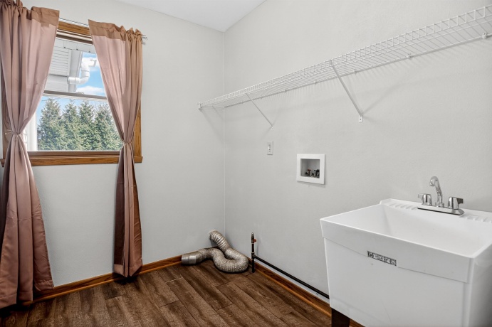 6980 Summit, BYRON, Illinois 61010, 4 Bedrooms Bedrooms, ,2 BathroomsBathrooms,House,For Sale,Summit,202601903