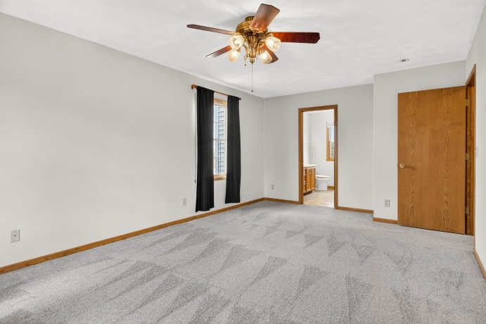 6980 Summit, BYRON, Illinois 61010, 4 Bedrooms Bedrooms, ,2 BathroomsBathrooms,House,For Sale,Summit,202601903