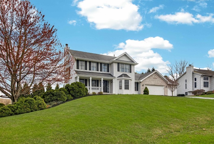 6980 Summit, BYRON, Illinois 61010, 4 Bedrooms Bedrooms, ,2 BathroomsBathrooms,House,For Sale,Summit,202601903