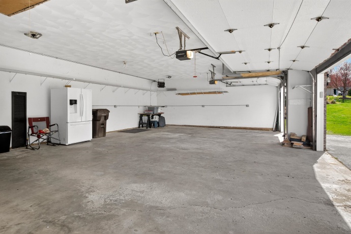 6980 Summit, BYRON, Illinois 61010, 4 Bedrooms Bedrooms, ,2 BathroomsBathrooms,House,For Sale,Summit,202601903