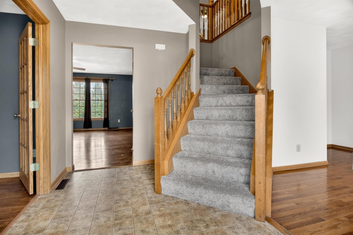 6980 Summit, BYRON, Illinois 61010, 4 Bedrooms Bedrooms, ,2 BathroomsBathrooms,House,For Sale,Summit,202601903