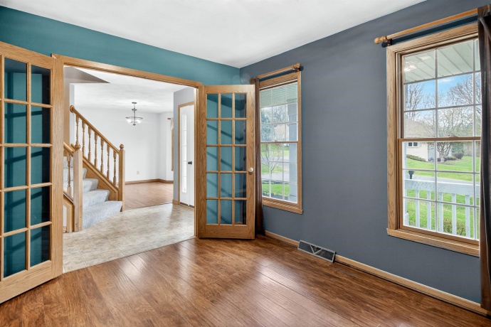 6980 Summit, BYRON, Illinois 61010, 4 Bedrooms Bedrooms, ,2 BathroomsBathrooms,House,For Sale,Summit,202601903