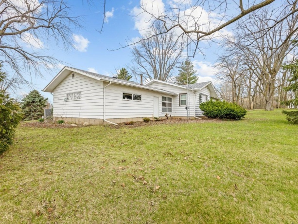 2280 Rock City, RIDOTT, Illinois 61067, ,5+ Units,For Sale,Rock City,202601905