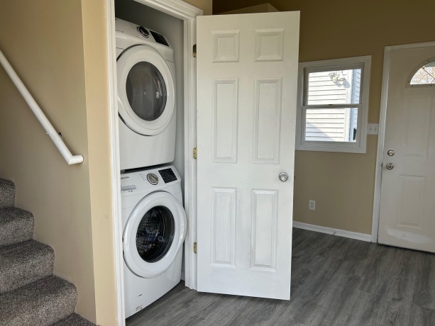 1121 8th, BELVIDERE, Illinois 61008, ,2 Units,For Sale,8th,202601907