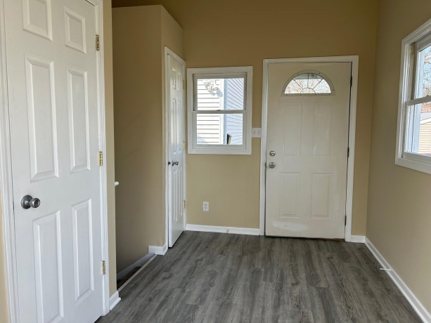 1121 8th, BELVIDERE, Illinois 61008, ,2 Units,For Sale,8th,202601907