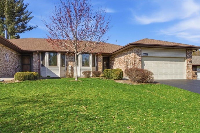 6884 Redansa #2b, ROCKFORD, Illinois 61108, 3 Bedrooms Bedrooms, ,2 BathroomsBathrooms,Condominium,For Sale,Redansa #2b,202601913