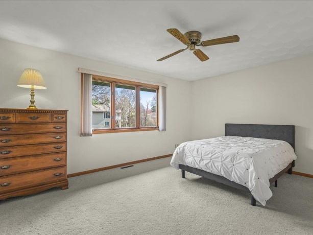 6884 Redansa #2b, ROCKFORD, Illinois 61108, 3 Bedrooms Bedrooms, ,2 BathroomsBathrooms,Condominium,For Sale,Redansa #2b,202601913