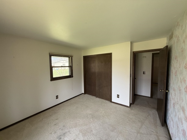 850 Palau, ROCKFORD, Illinois 61108, 3 Bedrooms Bedrooms, ,2 BathroomsBathrooms,House,For Sale,Palau,202601916