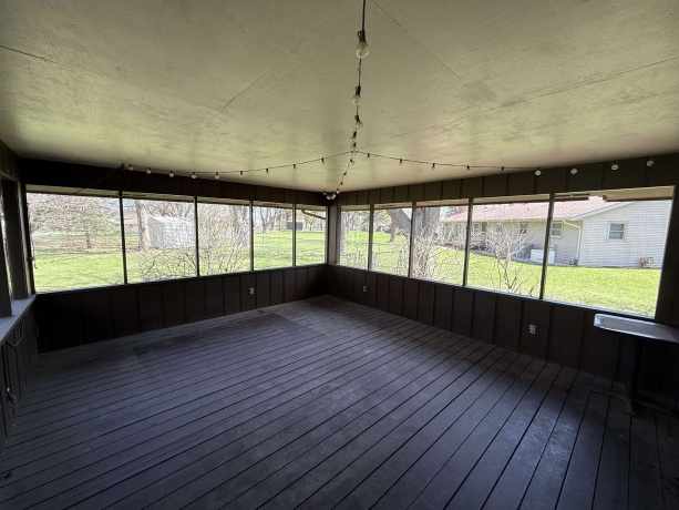 850 Palau, ROCKFORD, Illinois 61108, 3 Bedrooms Bedrooms, ,2 BathroomsBathrooms,House,For Sale,Palau,202601916