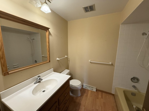 850 Palau, ROCKFORD, Illinois 61108, 3 Bedrooms Bedrooms, ,2 BathroomsBathrooms,House,For Sale,Palau,202601916