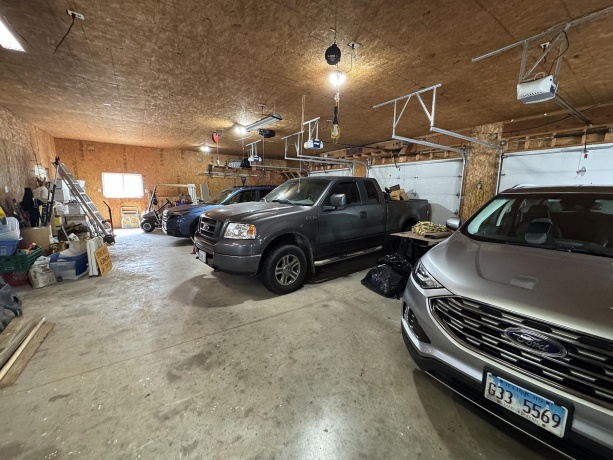 10293 Getz, MOUNT CARROLL, Illinois 61053, 3 Bedrooms Bedrooms, ,2 BathroomsBathrooms,House,For Sale,Getz,202601923