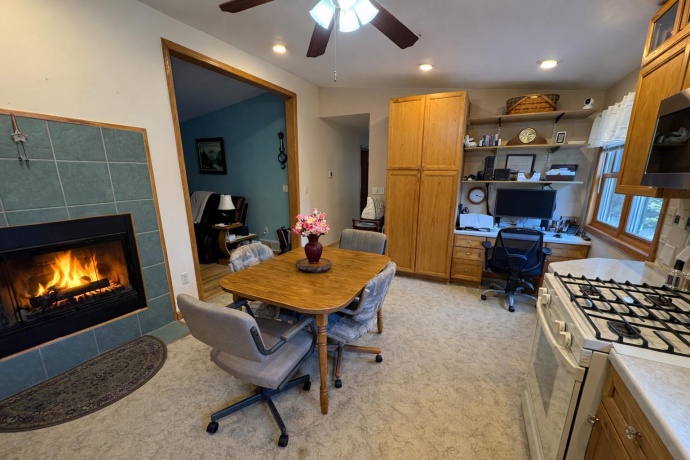 10293 Getz, MOUNT CARROLL, Illinois 61053, 3 Bedrooms Bedrooms, ,2 BathroomsBathrooms,House,For Sale,Getz,202601923