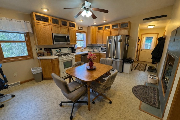 10293 Getz, MOUNT CARROLL, Illinois 61053, 3 Bedrooms Bedrooms, ,2 BathroomsBathrooms,House,For Sale,Getz,202601923