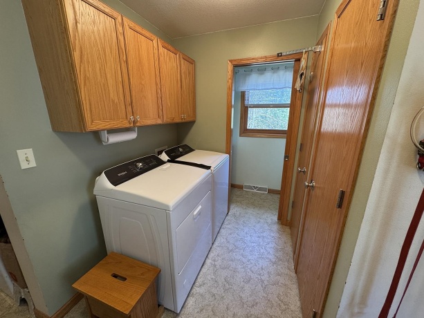 10293 Getz, MOUNT CARROLL, Illinois 61053, 3 Bedrooms Bedrooms, ,2 BathroomsBathrooms,House,For Sale,Getz,202601923