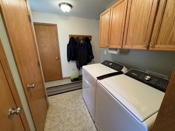 10293 Getz, MOUNT CARROLL, Illinois 61053, 3 Bedrooms Bedrooms, ,2 BathroomsBathrooms,House,For Sale,Getz,202601923