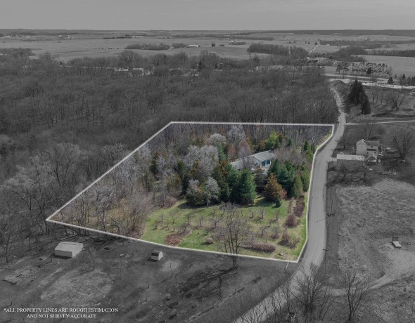 10293 Getz, MOUNT CARROLL, Illinois 61053, 3 Bedrooms Bedrooms, ,2 BathroomsBathrooms,House,For Sale,Getz,202601923